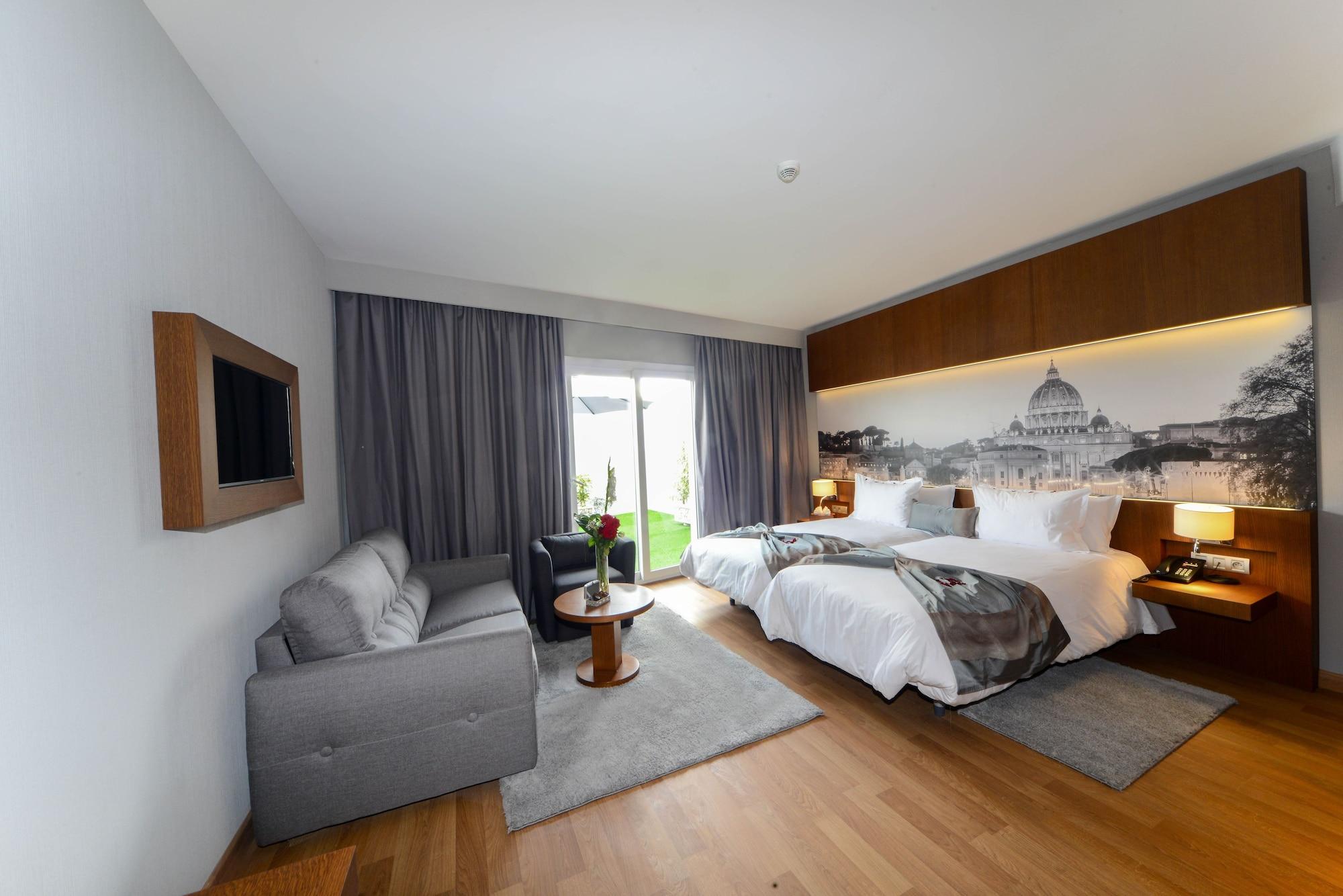 Golden Star Hotel