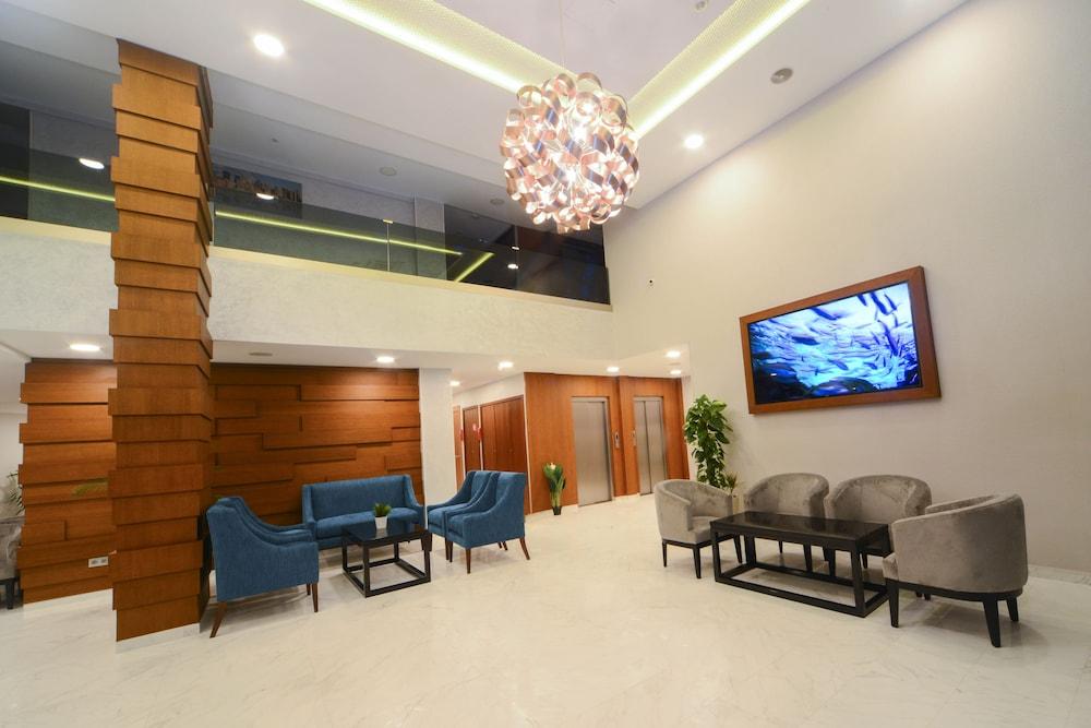 Hotel Golden Star 4*